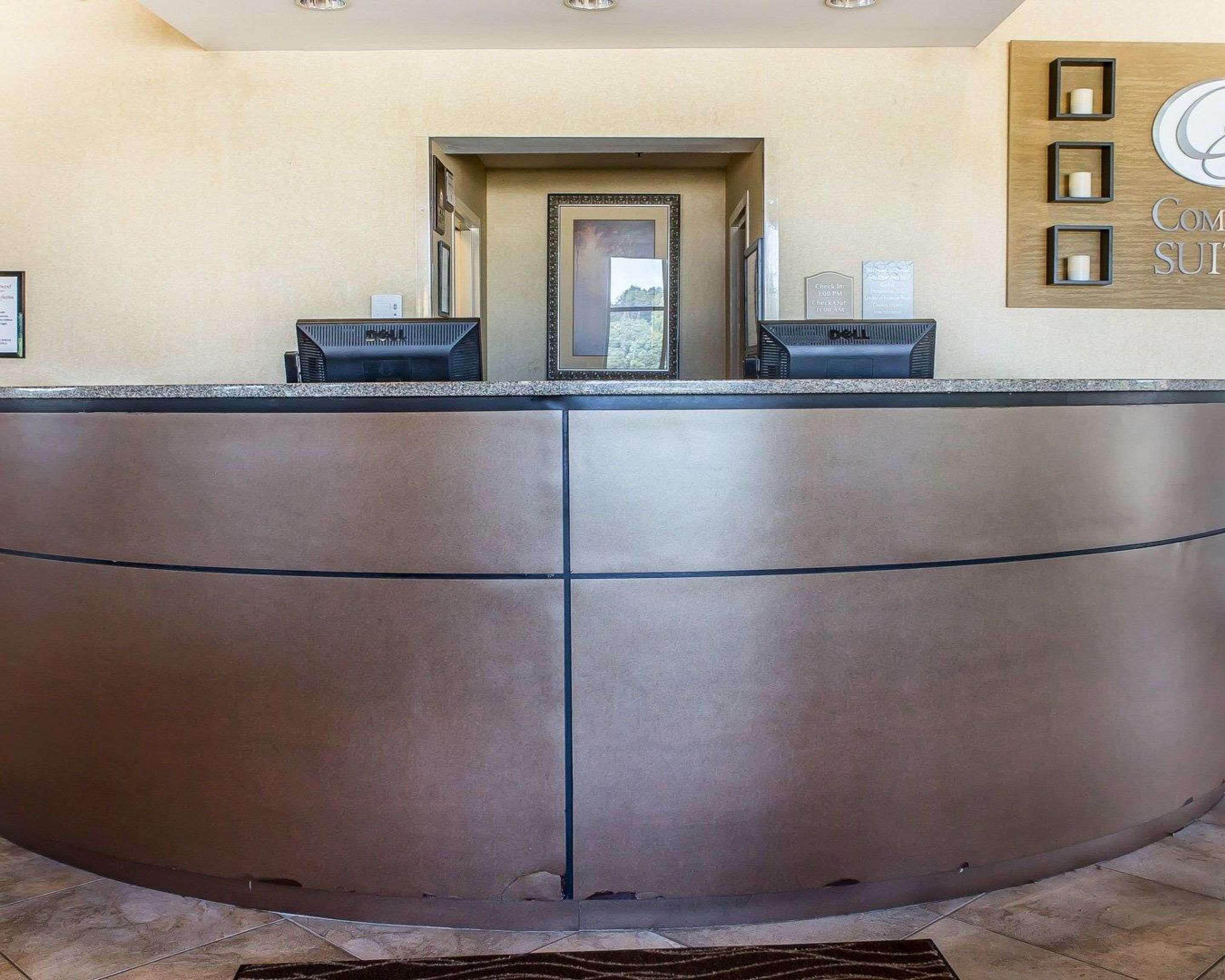 Comfort Sevierville Hotel