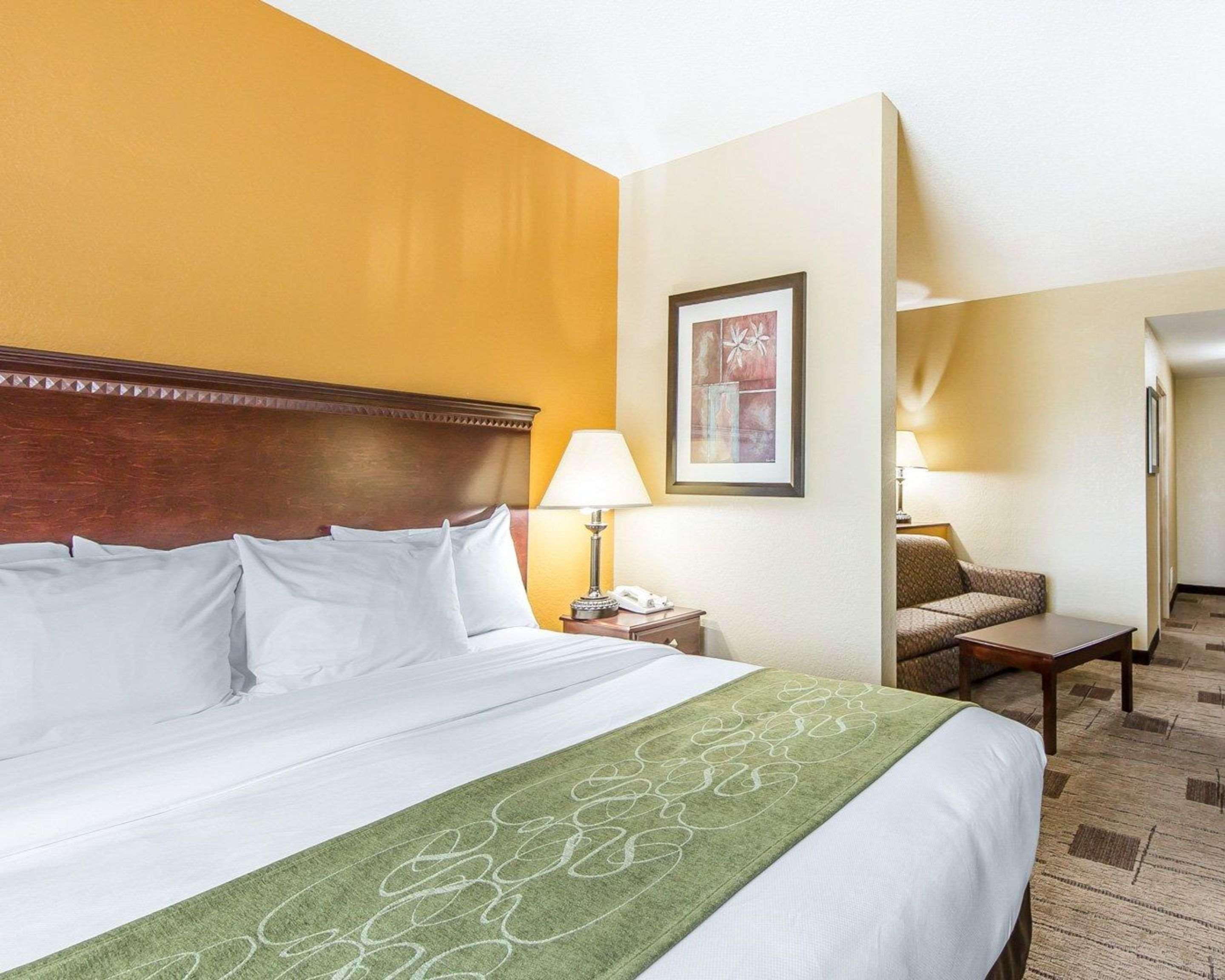 Comfort Sevierville Hotel