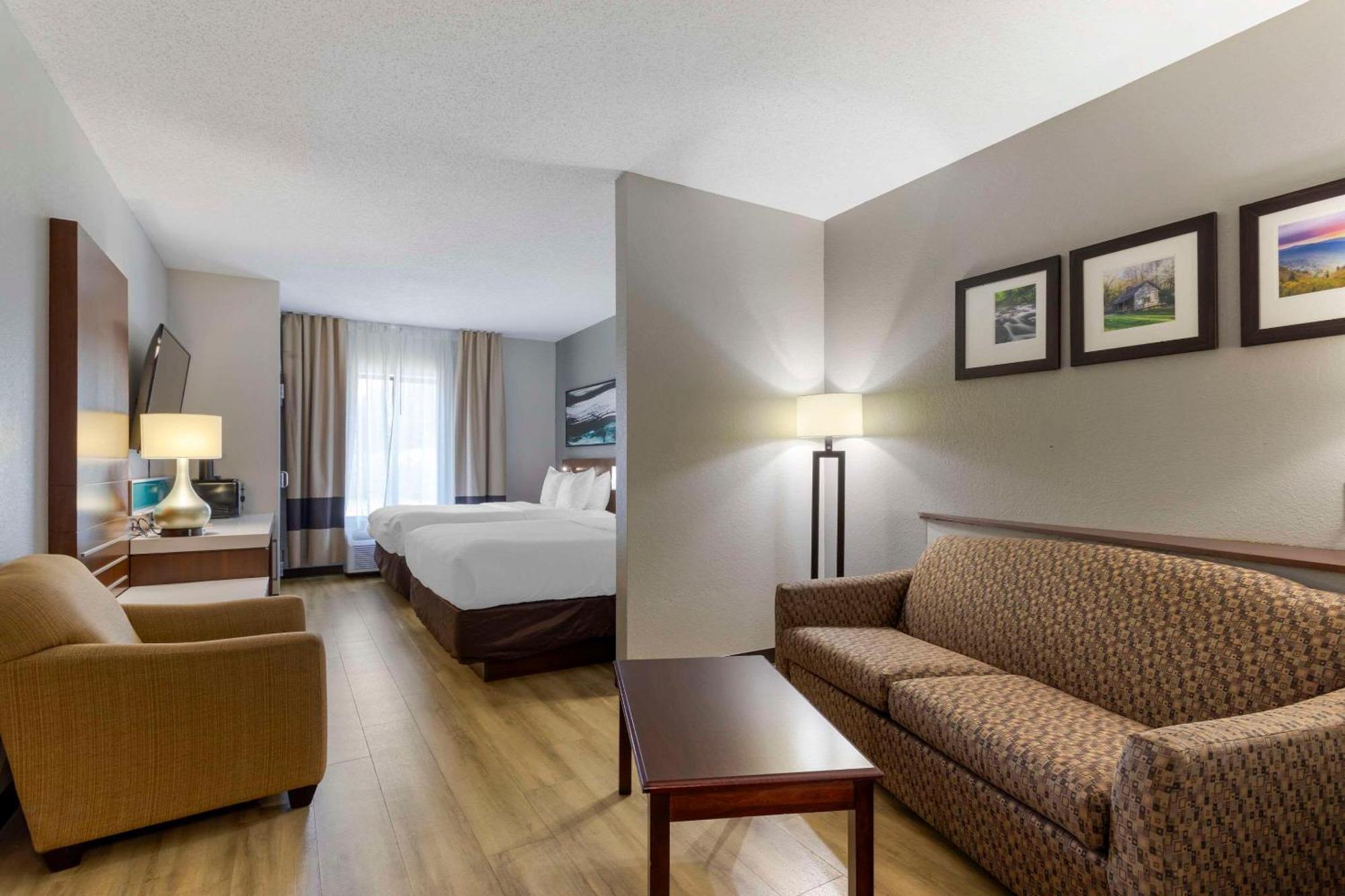 Comfort Sevierville 3*