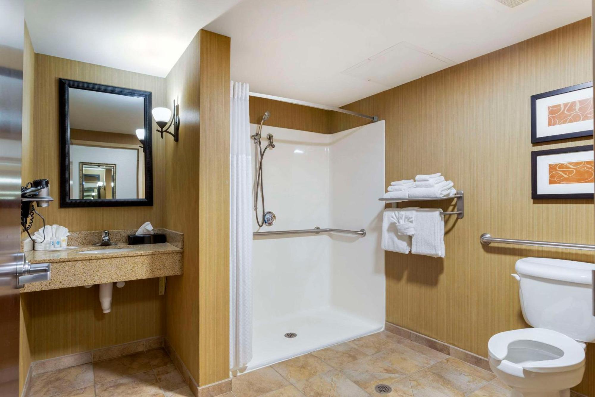 Hotel Comfort Sevierville 3*