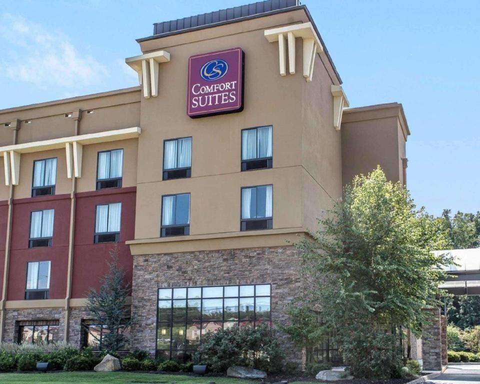 Comfort Sevierville Hotel